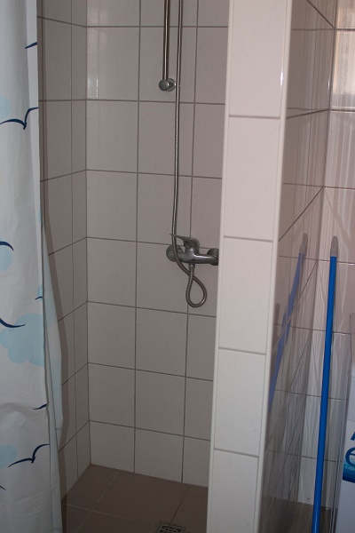 apartments-02-bathroom-02