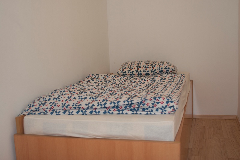 apartments-02-room-01-2