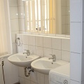 apartments-03-bathroom-02.jpg